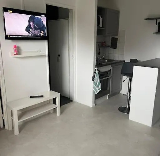 Jolie Appartement Dans Residence Avec Piscine