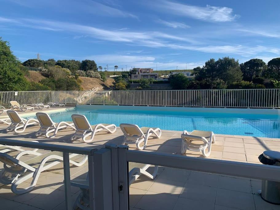 Appartement Jolie Dans Avec Piscine